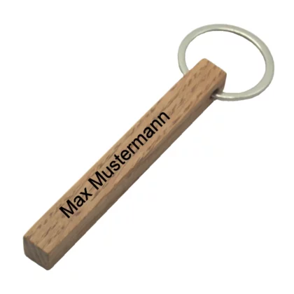 Schlüsselanhänger personalisiert aus Eichen - Holz Maße: 90x10x10 mm