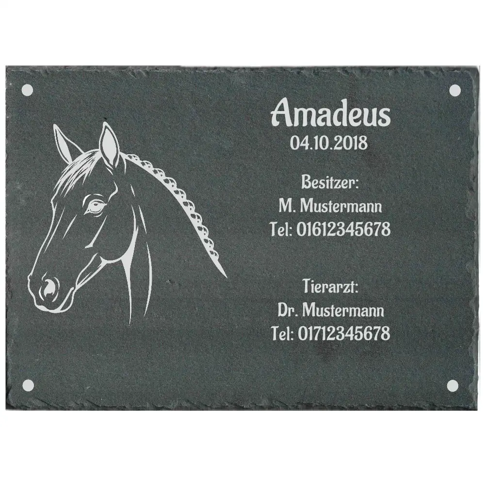 Stalltafel für ein Pferd aus Schiefer mit Gravur Maße: 220x160 mm mit 4 Bohrungen